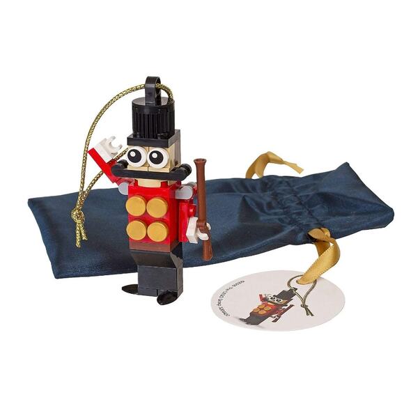 Lego 5004420 Christmas Ornament Nutcracker Toy Soldier 34 Pieces Set Ages 6+ - Picture 1 of 3